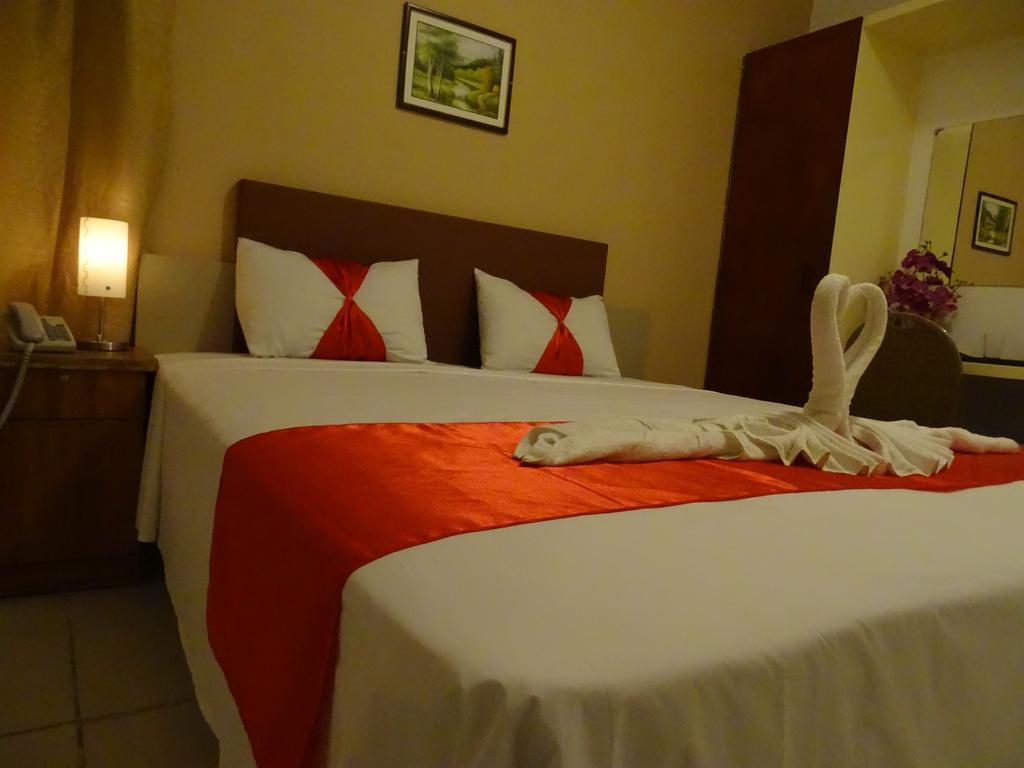 Hypertek Hotel กรองด์เบย์ ภายนอก รูปภาพ